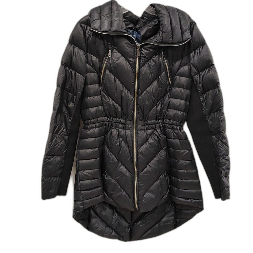 Saks Fifth Avenue Black Hooded Puffer Jacket - Size XL
